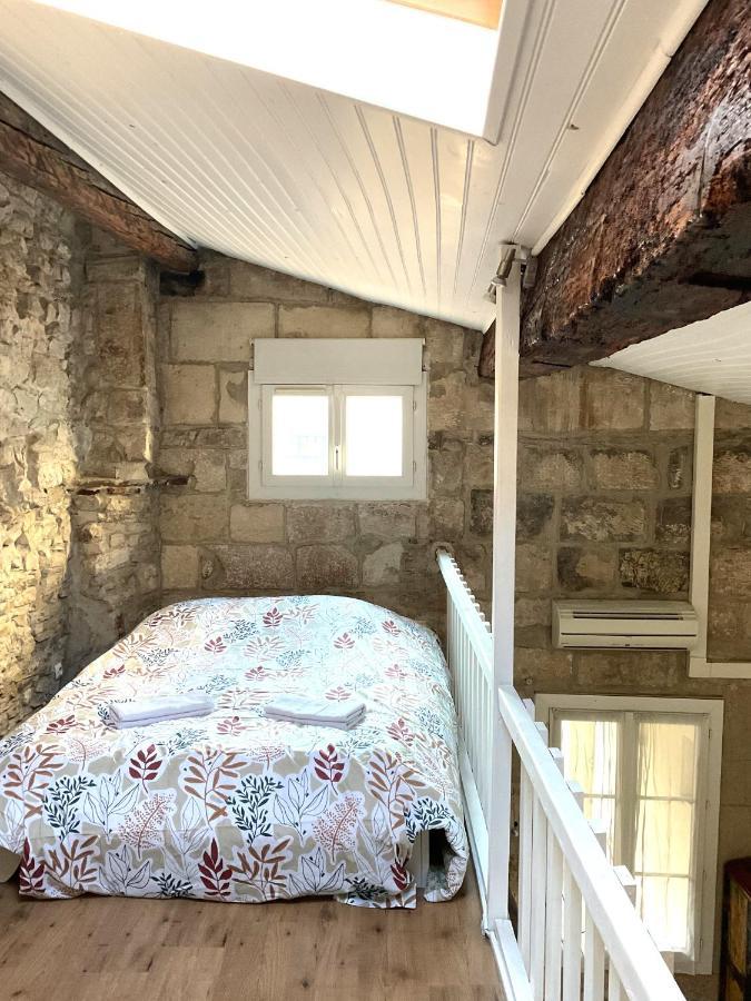 Place Aux Herbes Appartement Nîmes Buitenkant foto
